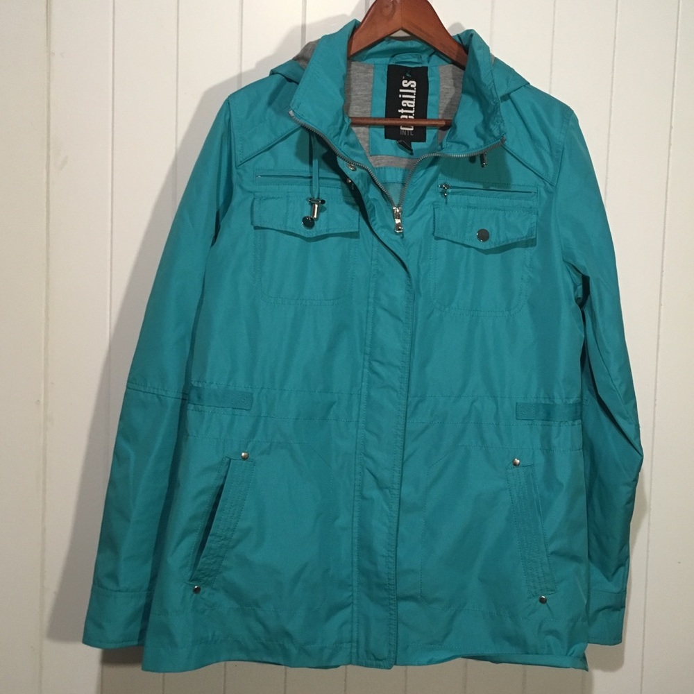 d.e.t.a.i.l.s. Intl jacket